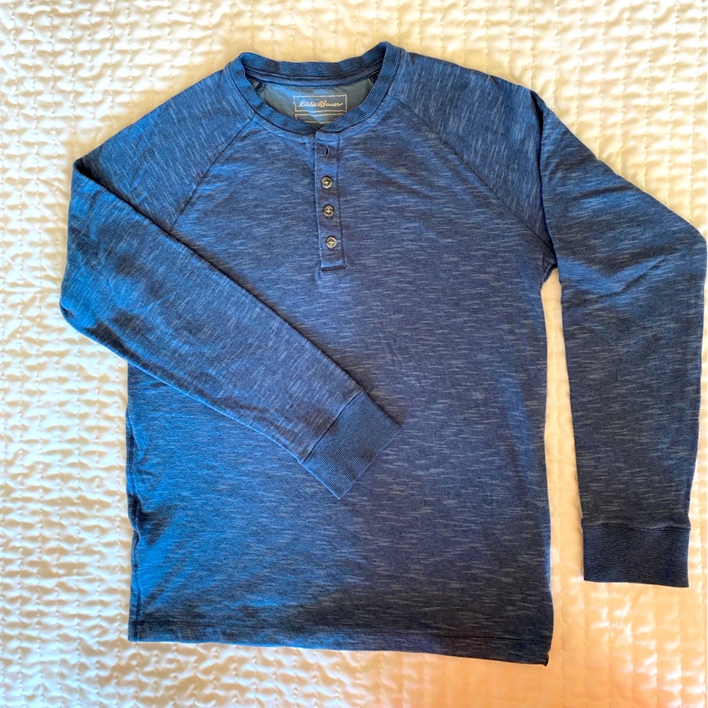 EDDIE BAUER Men’s Medium Blue Long Sleeve Thermal Shirt